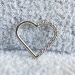 Argola Coração Aço Zircônias - Imagem 10