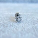 Labret Rosca Interna Titânio Flor Zircônias - Imagem 3