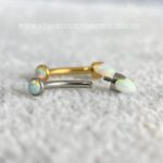 Minibarbell Curvo Titânio Rosca Interna Opala Branca - Imagem 5