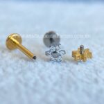 Labret Aço Rosca Interna Flor Zircônias - Imagem 2