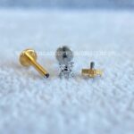 Labret Aço Rosca Interna Trevo 4 Zircônias - Imagem 2