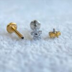 Labret Aço Rosca Interna Flor Zirconias - Imagem 2