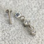 Labret Rosca Interna Titânio Pingente Duplo Zircônias - Imagem 2