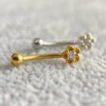 Minibarbell Curvo Prata 925 Flor Zircônia - Imagem 4