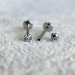 Labret Rosca Interna Titânio Ponto de Luz Zircônia Cravejada - Imagem 4