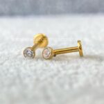 Labret Rosca Interna Titânio Ponto de Luz Zircônia Cravejada - Imagem 2