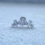 Labret Aço Rosca Interna Cluster Zircônias - Imagem 4