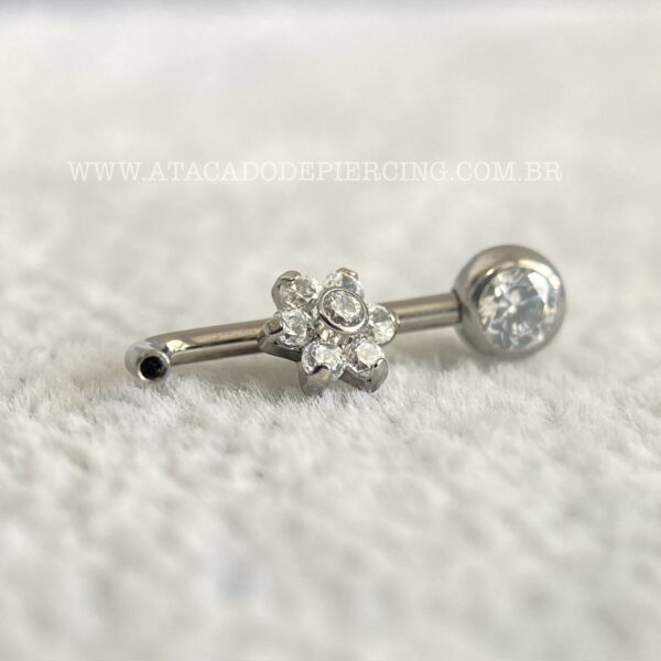 Piercing Intimo Titânio Flor Zircônias Rosca Interna - Imagem 5