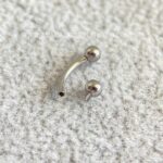 Minibarbell Curvo Titânio Rosca Interna - Imagem 6