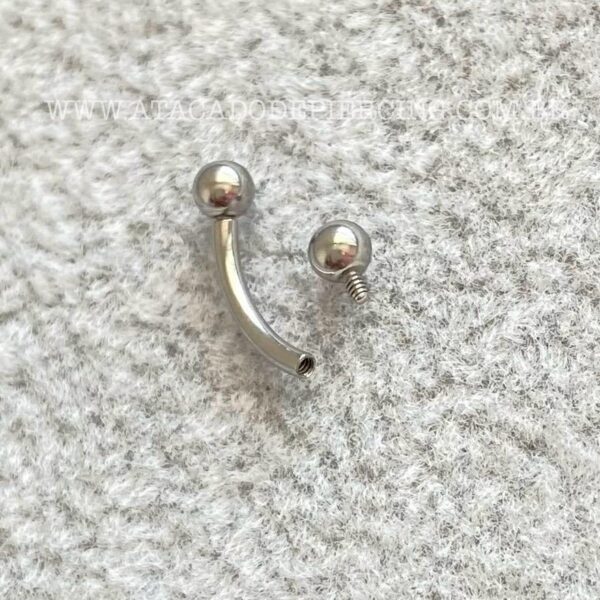 Minibarbell Curvo Titânio Rosca Interna - Imagem 4