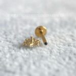 Labret Ouro 18K Flor Zircônias - Imagem 3