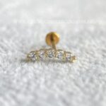 Labret Ouro 18K Cluster Zircônias