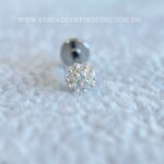Labret Titânio Topo Prata 925 Flor Zircônias - Imagem 4