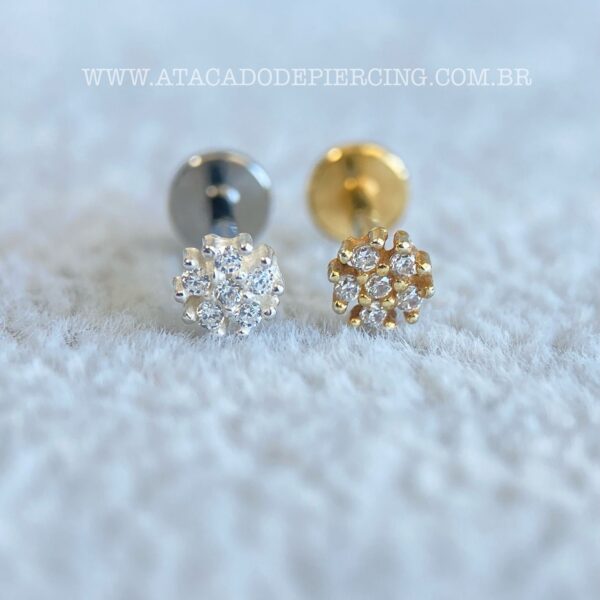 Labret Titânio Topo Prata 925 Flor Zircônias - Imagem 1