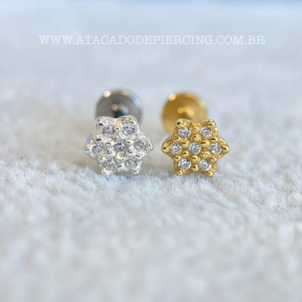 Labret Titânio Topo Prata 925 Flor Zircônias - Imagem 1