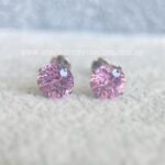 Labret Rosca Interna Titânio Ponto de Luz Zircônia Rosa