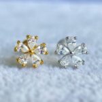 Labret Aço Rosca Interna Flor Zircônias