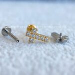 Labret Rosca Interna Titânio Cruz Zircônias - Imagem 2
