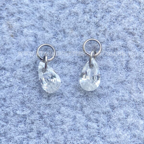 Pingente para Piercing Titânio Zircônia Gota - Imagem 1