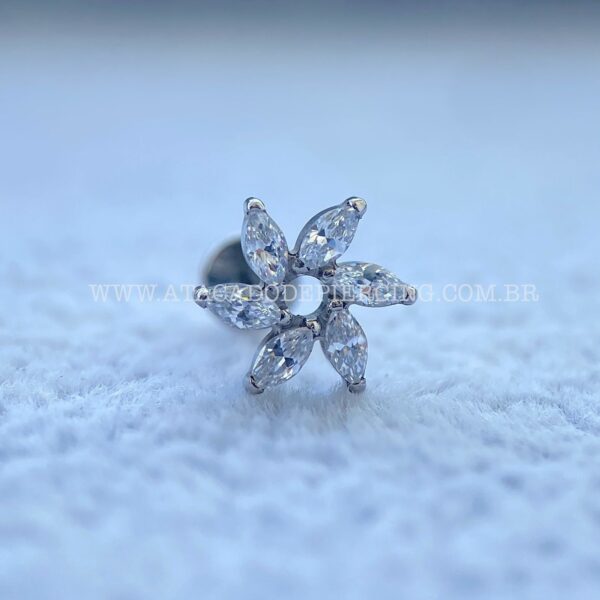 Labret Rosca Interna Titânio Flor Zircônias - Imagem 6