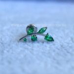Labret Rosca Interna Titânio Ramo Zircônias Esmeralda - Imagem 4