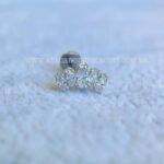 Labret Titânio Topo Prata 925 Cluster Zircônias - Imagem 4