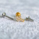 Labret Rosca Interna Titânio Cruz Zircônias - Imagem 3
